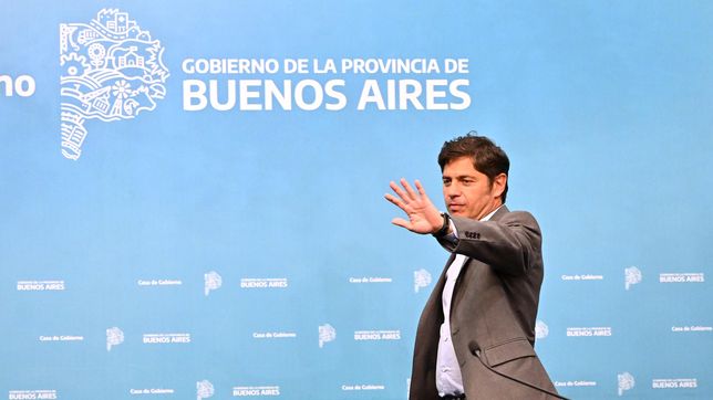 Axel Kicillof anuncia el desdoblamiento electoral. Axel Kicillof anuncia el desdoblamiento electoral.
