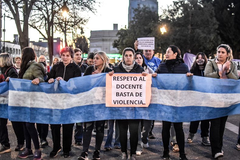 Sectores autoconvocados se movilizan por distintos reclamos, incluso sin el gremio: en las últimas semanas fue por la violencia. FOTO: www.radiokermes.com