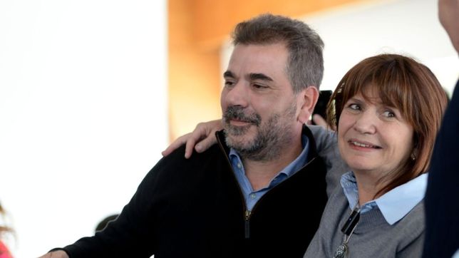 con criticas a las palomas pro, ritondo abrio el seminario halcon de bullrich