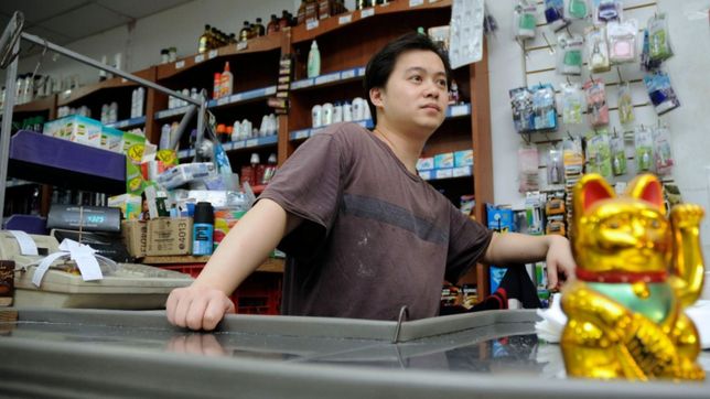 super chinos tienen mercaderia, pero reponen cuatro veces al dia