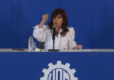 CFK reclamó una suma fija que no afecte la paritaria de la clase trabajadora