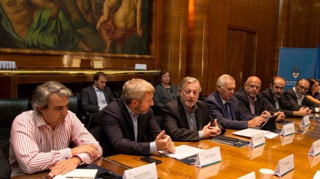 tarifas: el gobierno dice que hay acuerdo pero en las provincias hay diferencias