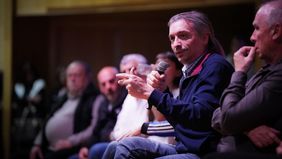 Máximo Kirchner visitó el sur de la provincia de la provincia de Santa Fe y dejó expuesta la interna del peronismo local.