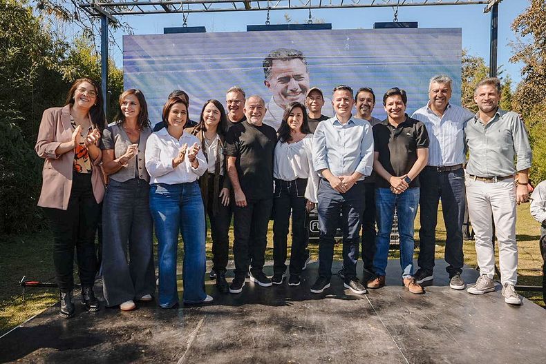 Gabriel Bornoroni y Luis Juez compartieron el locro del 1 de Mayo en Córdoba  