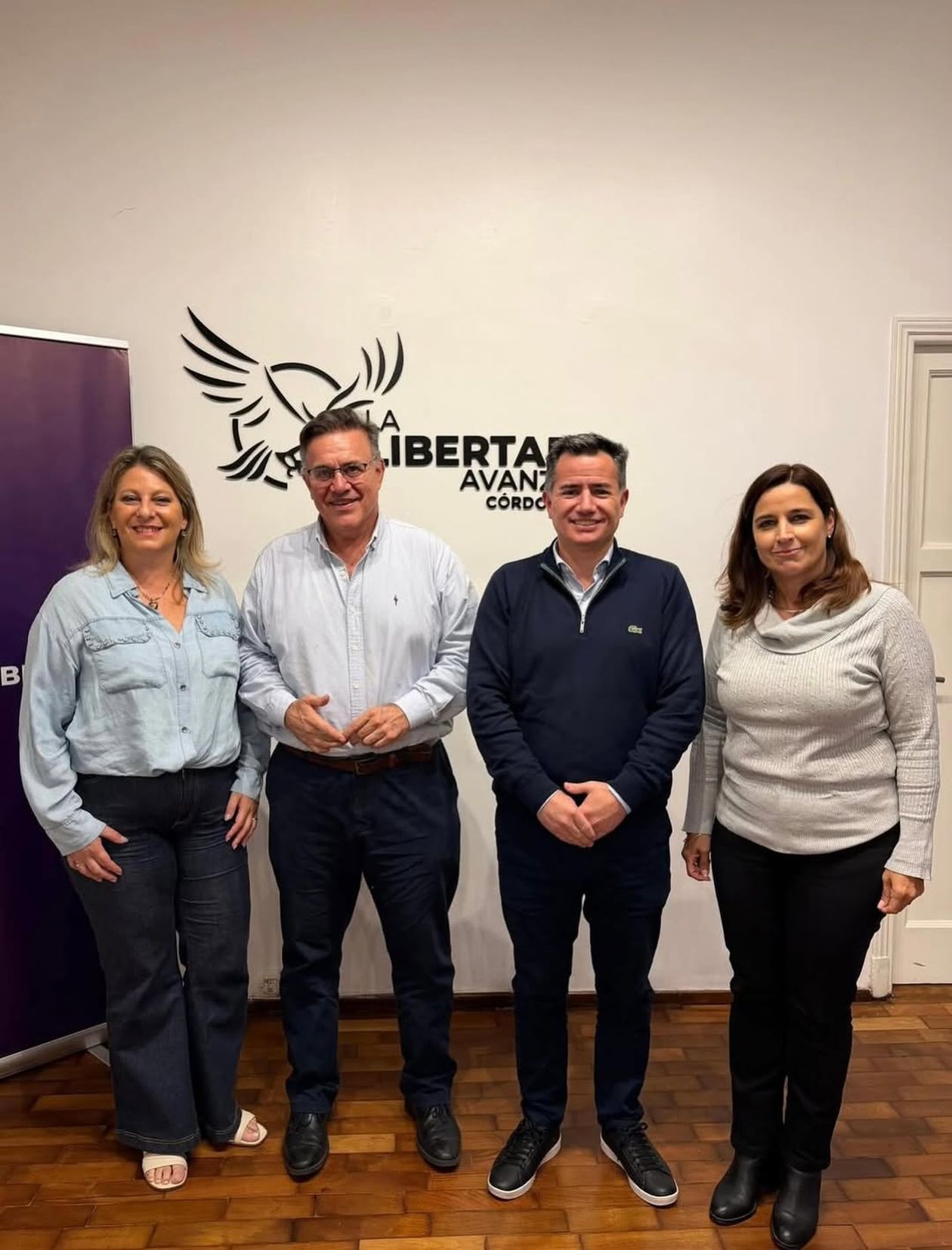 La foto que detonó la interna: Gabriel Bornoroni junto a Soledad Carrizo presentan a Gabriel Abrile y Ana Laura Vasquetto como nuevas incorporaciones de La Libertad Avanza.&nbsp;