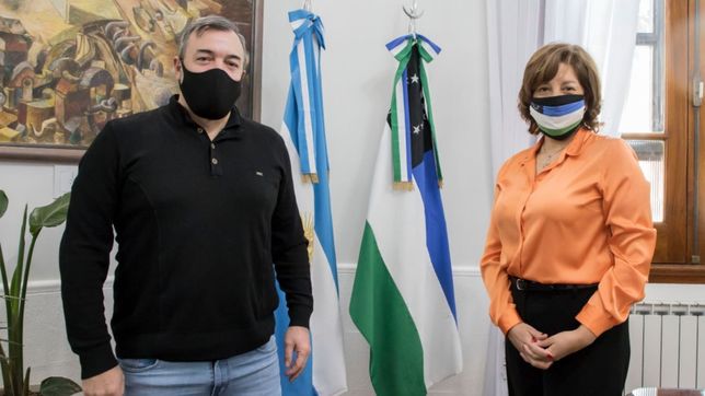 gobierno - ate: aguiar logro la foto que disipa rumores