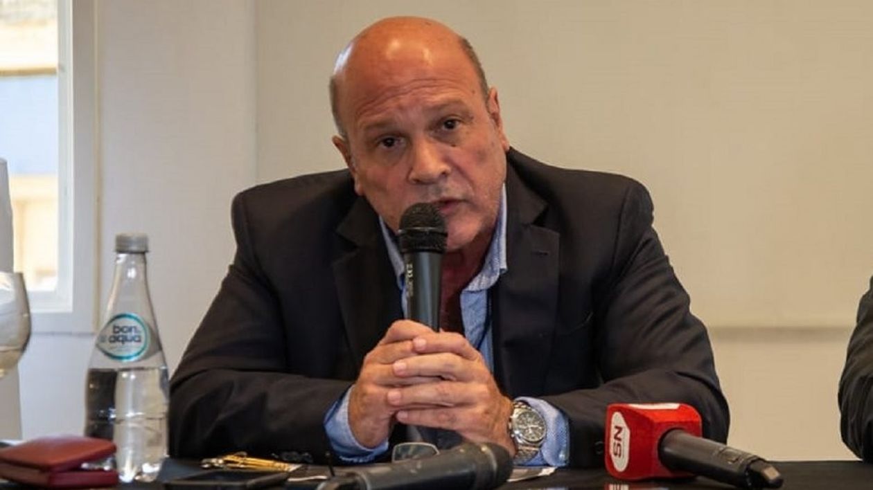 El abogado Rubén Pagliotto lidera UCR Activa, una agrupación interna que se opone a la alianza electoral con Javier Milei en Entre Ríos.