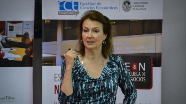 la dama del circulo rojo