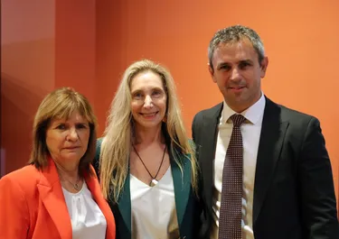 Patricia Bullrich, Karina Milei y Martín Menem.  