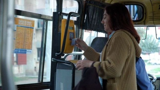 tarifazo: fuerte aumento del boleto de colectivo en distritos cambiemos