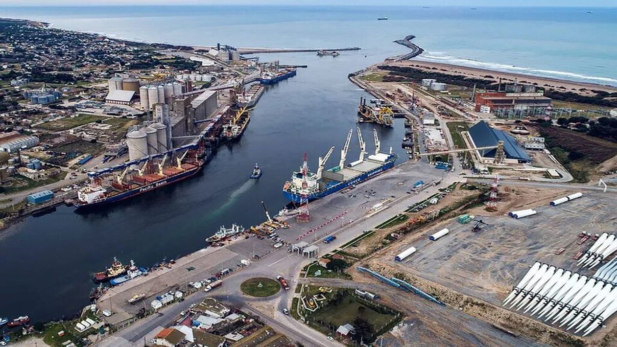 Puerto Quequén: Augusto Costa eligió a un vecinalista denunciado por irregularidades con contratos municipales