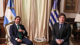 El Presidente Javier Milei se reunió en la Casa Rosada con su par de Uruguay, Luis Lacalle Pou. El Presidente Javier Milei se reunió en la Casa Rosada con su par de Uruguay, Luis Lacalle Pou.