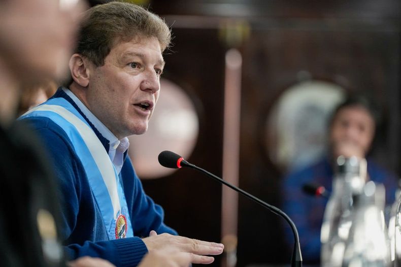Gustavo Melella convocó a elecciones de constituyentes para el 9 de agosto.