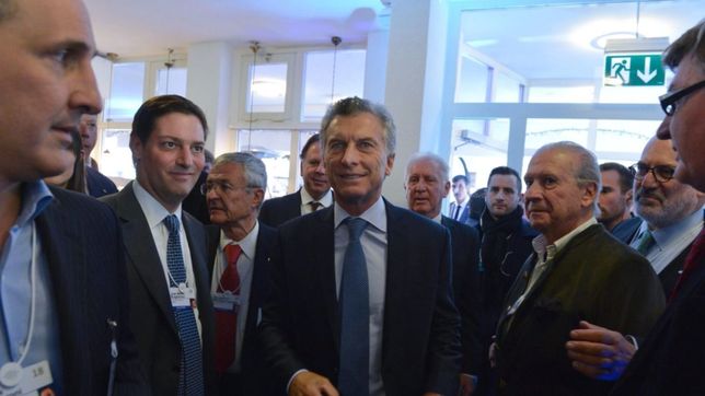 macri inicia su agenda en davos: reunion con merkel, bill gates y maxima