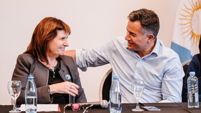 Patricia Bullrich y Gabriel Bornoroni, en conferencia de prensa en Córdoba.