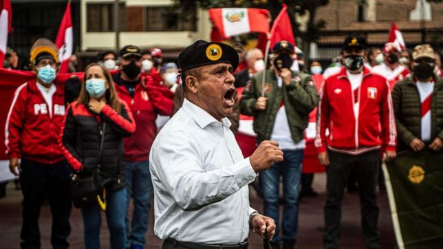 no al comunismo: peru, castillo y una version hard de la grieta argentina