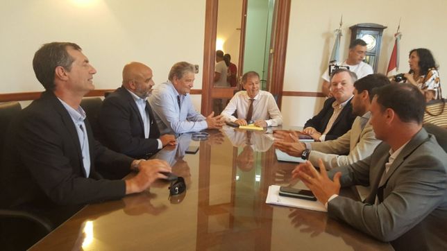 emergencias: perotti prometio a la ucr eliminar superpoderes