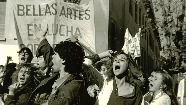 Escena de la película La Noche de los Lápices (1986).