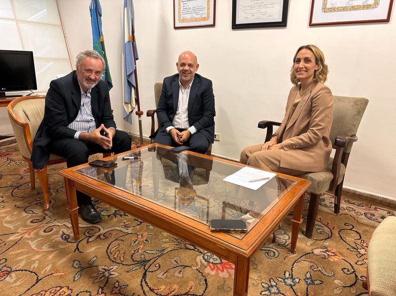 El bloque libertario del Senado que Florencia Arietto comparte con Joaquín de la Torre y Carlos Curestis