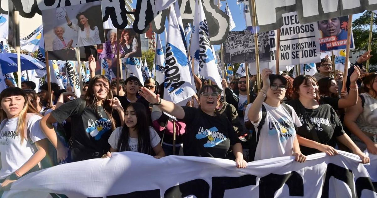 Dictadura Nunca Más: las mejores fotos de la multitudinaria marcha
