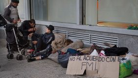 El fracaso de Cambiemos: la pobreza saltó cinco puntos y llega al 33,6%