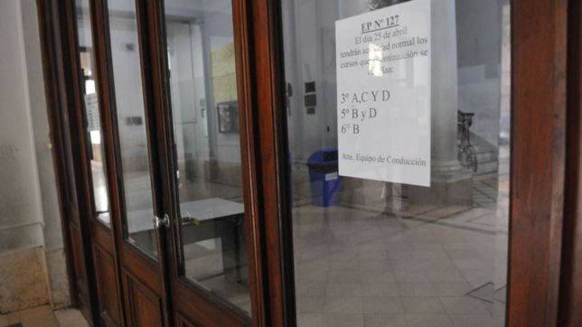 paro: docentes hablan de un 90% de adhesion, la provincia de un 39%