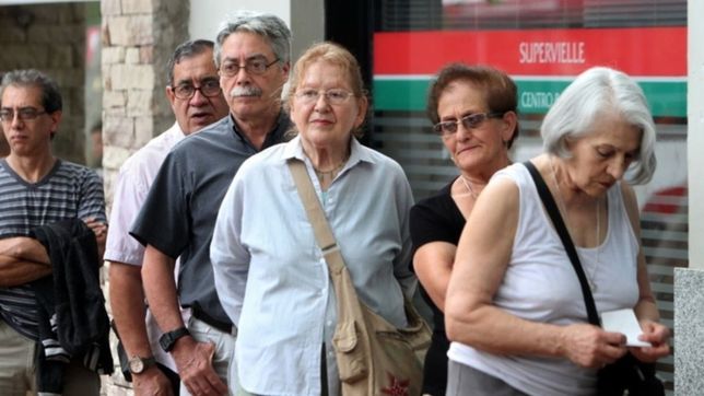 los jubilados percibiran el viernes el primer bono de $5.000