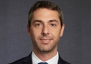 ¿Y este quién es? El Círculo Rojo pide foto y teléfono de Hang