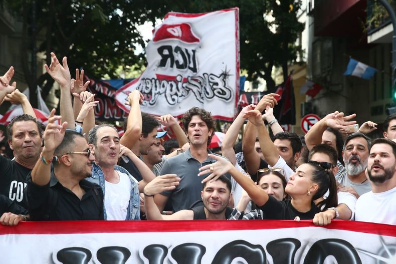 La columna de la UCR volvió a marchar el 24 de marzo, con Martín Lousteau a la cabeza.