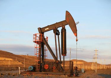 Santa cruz, Tierra del Fuego y Chubut intentan sobrevivir a la salida de YPF
