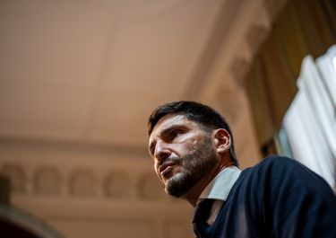 En modo opositor, Maximiliano Pullaro explicó por qué no se sacó la foto con Diego Santilli