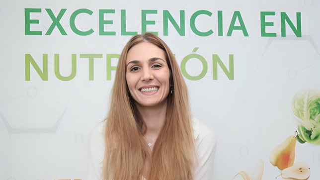 Santa Fe: quién es Caren Fruh, la nutricionista influencer que va a la Convención con la Locomotora Oliveras