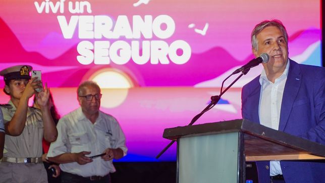 Martín Llaryora, en el lanzamiento del operativo Verano que impulsa la Provincia de Córdoba, en Santa Rosa de Calamuchita