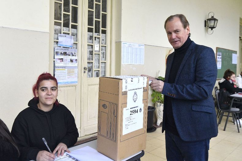 El gobernador de Entre Ríos y primer precandidato a diputado nacional.