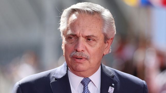 fernandez salta a la cancha embarrada de buenos aires con su sello parte