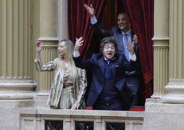 Javier Milei, testigo&nbsp; de las juras.&nbsp;