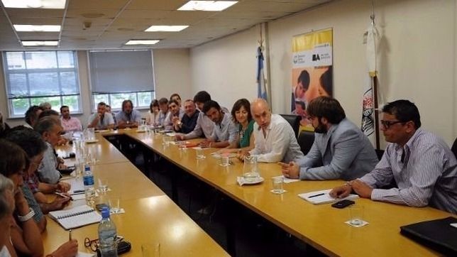 a 15 dias del ultimo dialogo, docentes portenos esperan un decreto de larreta