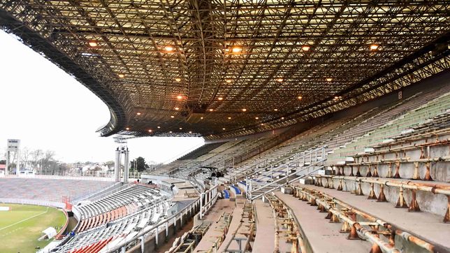 Estadio José María Minella de Mar del Plata.
