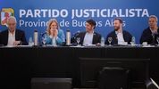 Axel Kicillof prepara el lanzamiento de una campaña masiva de afiliación al PJ bonaerense Axel Kicillof prepara el lanzamiento de una campaña masiva de afiliación al PJ bonaerense