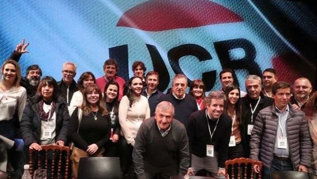 Unidos o derrotados: la UCR bonaerense se abroquela para enfrentar al PRO