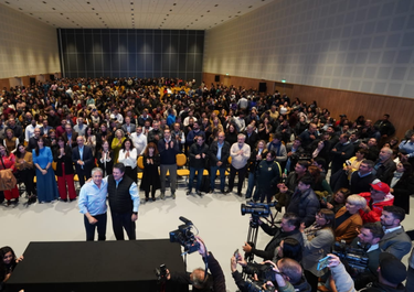 Rolando Figueroa y Mariano Gaido firmaron su acuerdo electoral junto a la militancia en Neuquén
