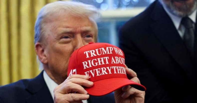 Donald Trump trata de moldear un mundo a su gusto, pero el punto de llegada es poco deseable y el camino, caótico.