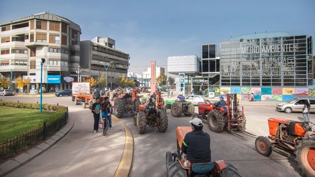patagonia: chacareros preparan tractorazos contra el proyecto ?zona desfavorable?