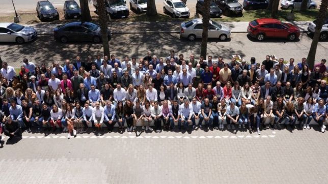 con video de macri y vidal en el escenario, ritondo cierra su cumbre en pinamar