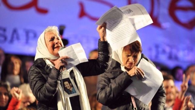 madres de plaza de mayo presionan para que renuncien los jueces de la corte