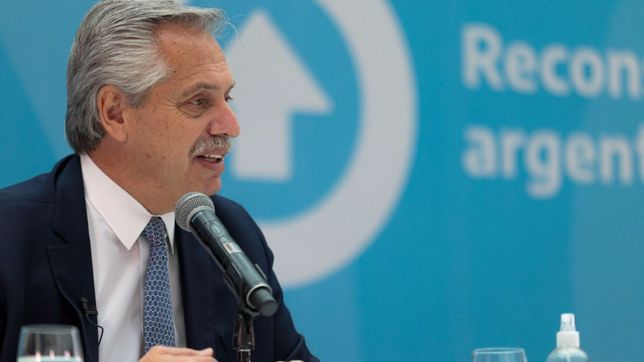 darla vuelta: el presidente apuro anuncios economicos pensando en noviembre