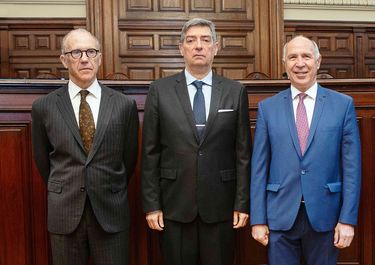 Ley de Tierras: se reúne la Corte y el Gobierno espera que un fallo ponga a salvo el DNU 70/23