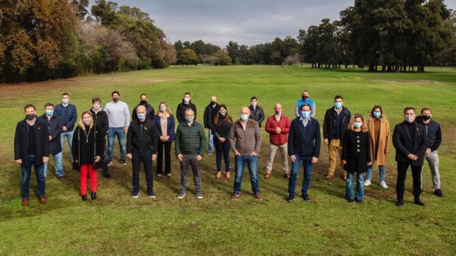 hay equipo: santilli acelera y muestra tropa en las tres secciones del amba