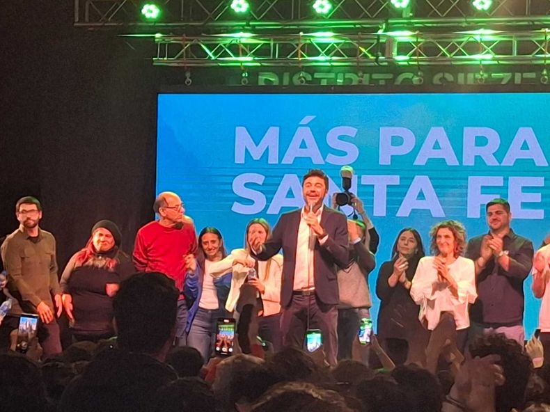 Santa Fe: el peronismo ganó en Rosario con Monteverde; Unidos triunfó en la capital y LLA se quedó sin nada