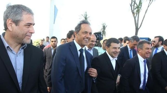 scioli incorpora a urribarri en un rol clave de su campana